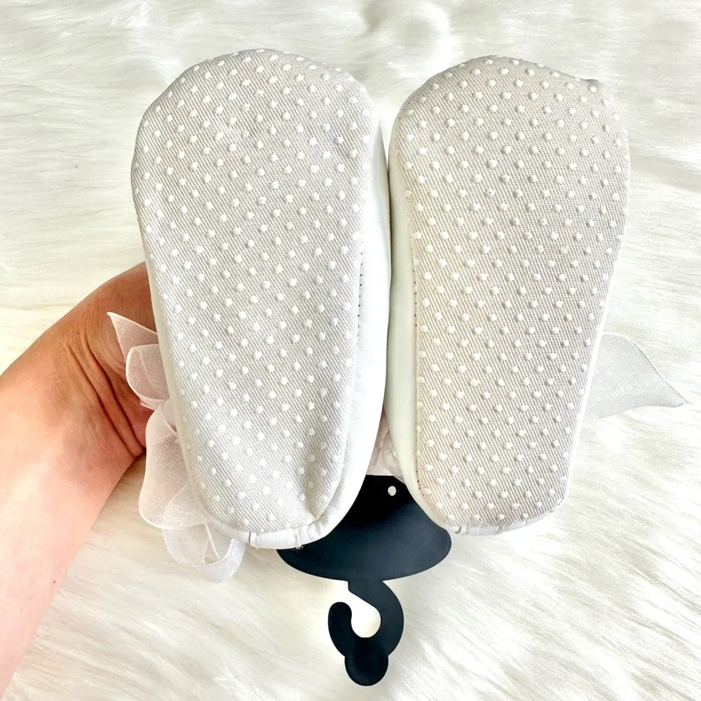 PAINTABLE RIBBON SHOES